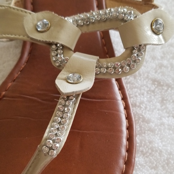 Sandals - Picture 2 of 5